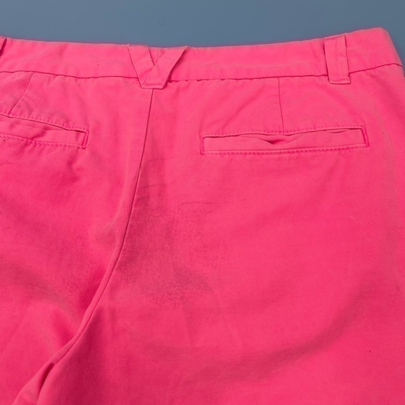 GAP BOYFRIEND KHAKI ROLL-UP SHORTS - Picture 4 of 4